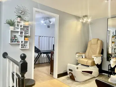 Blue Zen Nails and Spa