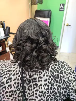 Julie's Dominican Hair Salon