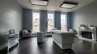 The Beauty Bar