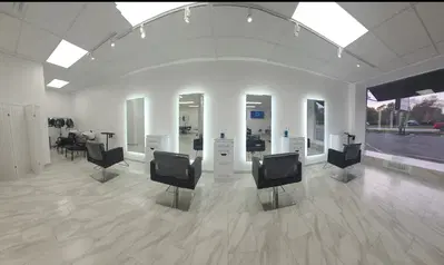 Lavish Beauty Bar LLC