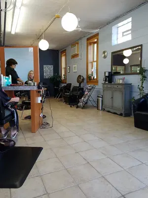 Najah Salon