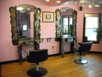 London Calling Salon