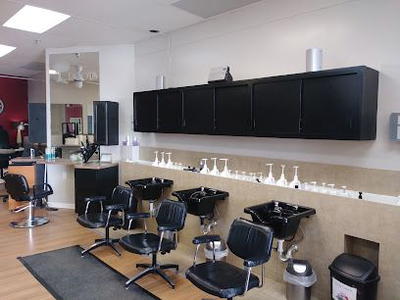 Roots Salon
