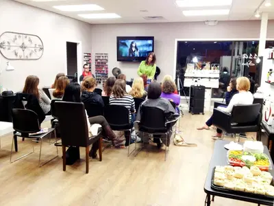 Avissa Salon