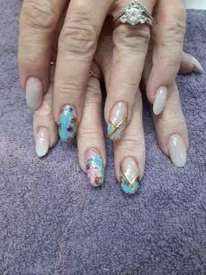 Sola Salon Studios