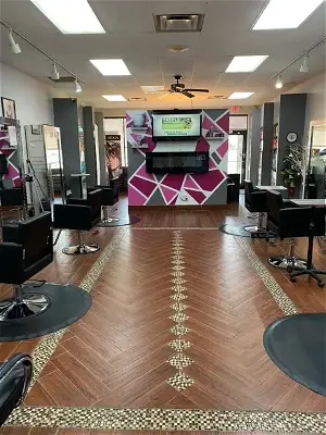 Lux Looks Salon