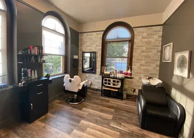 Luminous Hair Studio