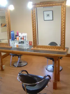 Ana Luis Salon & Day Spa