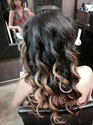Alandre Salon