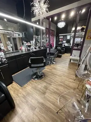Cosmo Salon Studios