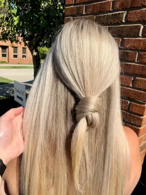Salon745