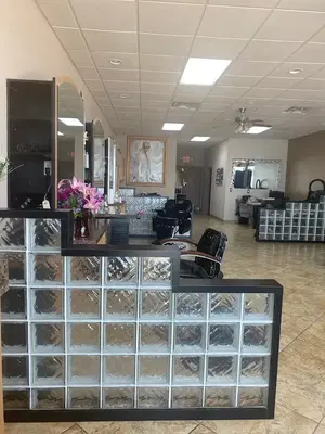 Holly's Beauty Salon Hair and Spa
