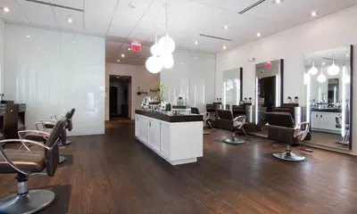 Douglas J Salon