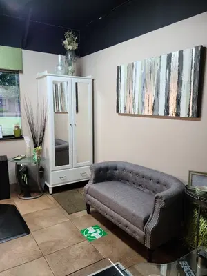 Salon Ovation LLC
