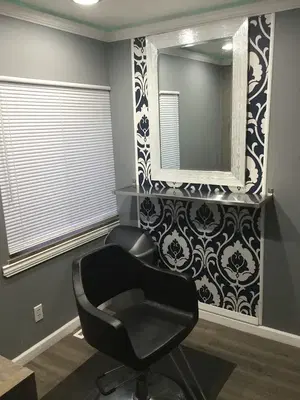 Jeans And Things Boutique & Salon