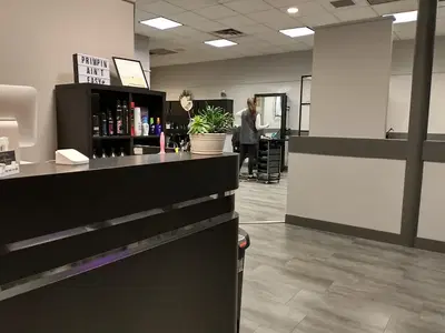DB Hair Salon