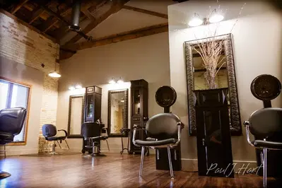 Bottega Salon