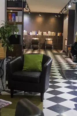 Chris Edwards Salon