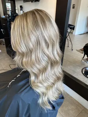 Blu Rok Salon