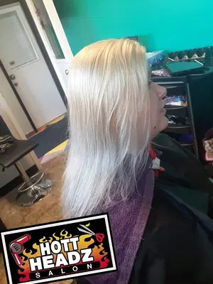 Hott Headz Salon
