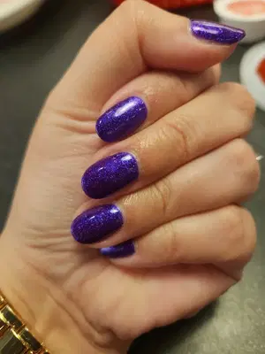 Q Nails
