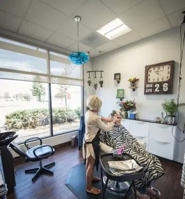 Phenix Salon Suites