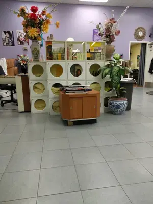 Emily's Barber & Salon