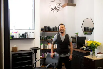 Matthew Robert Salon (at Salons by JC)
