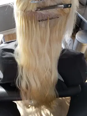 Salon Andrew
