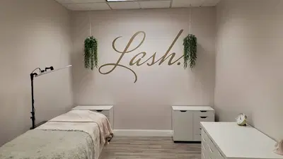 Lash.