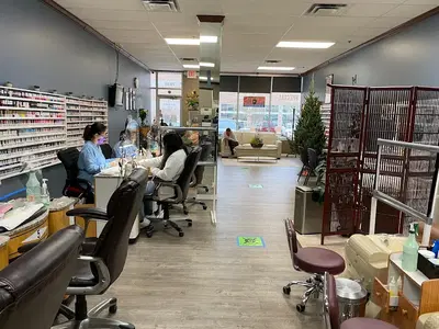 J & A Nail Salon