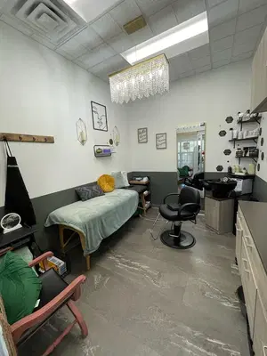 Orenda by Sarah - Men's Salon