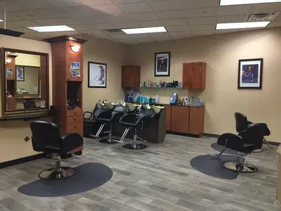 Q Salon & Spa