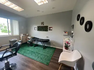 Thanus Beauty Salon