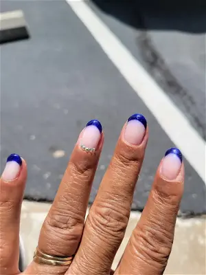 VP Nails