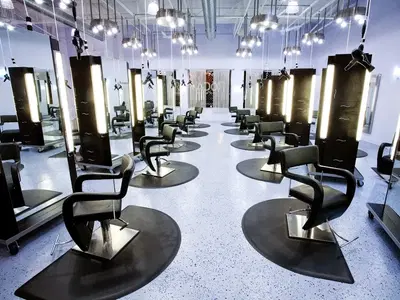 Roca Salon & Spa