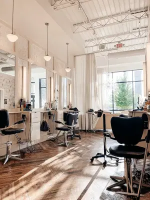Honey & Hive Salon