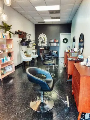 Salon Luxe