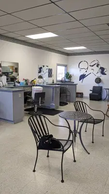 Looks Hair Salon