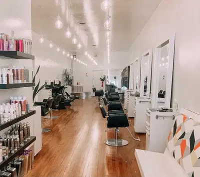 Nsalo Salon