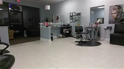 Yngrid Dominican Beauty salon