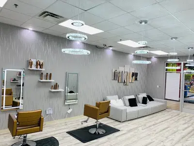 Julie's Salon