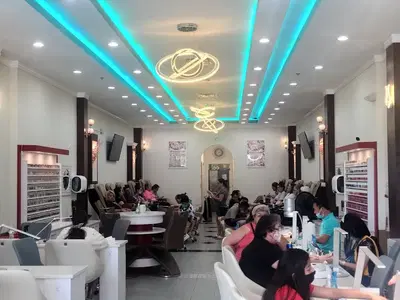 A & R Nail Spa
