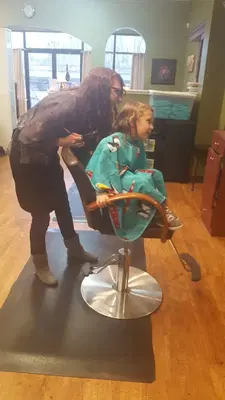 Robert Anthony Salon