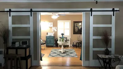 Swanky Bubbles Salon