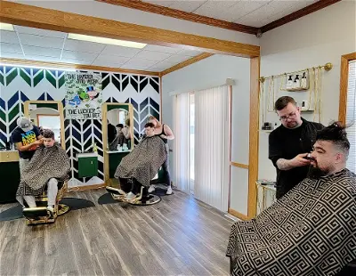 Tailor Made Barber Studio - Grand Forks