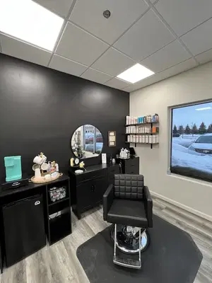 Ash Avenue Salon