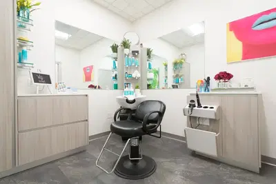 Sola Salon Studios Omaha
