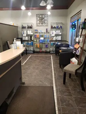 Salon Bravo