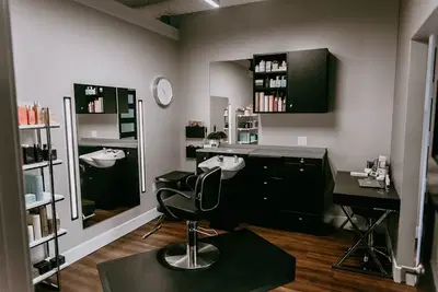 Ivy Lane Salon Studios